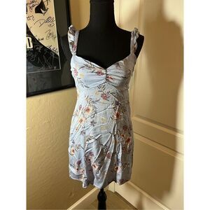 Sky and Sparrow blue floral mini dress with ruffle sleeves